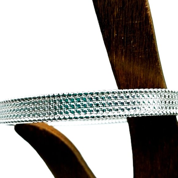 Silver-tone Hinged Crystal Pave Bangle Bracelet Fits Smaller Wrist NWOT - Picture 5 of 15